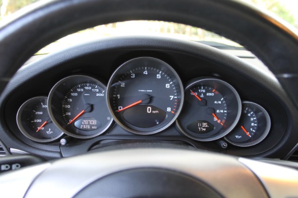 Used-2005-Porsche-911-Carrera