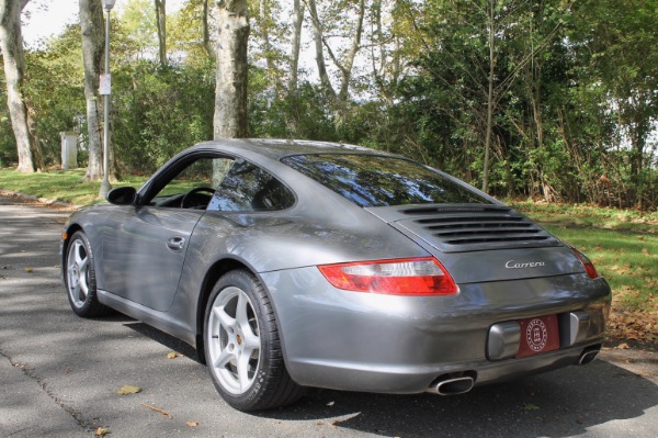 Used-2005-Porsche-911-Carrera