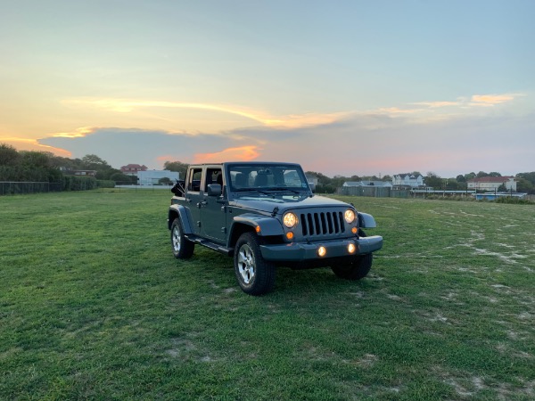 Used-2014-Jeep-Wrangler-Unlimited-Sahara