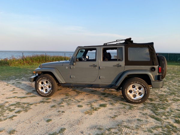 Used-2014-Jeep-Wrangler-Unlimited-Sahara