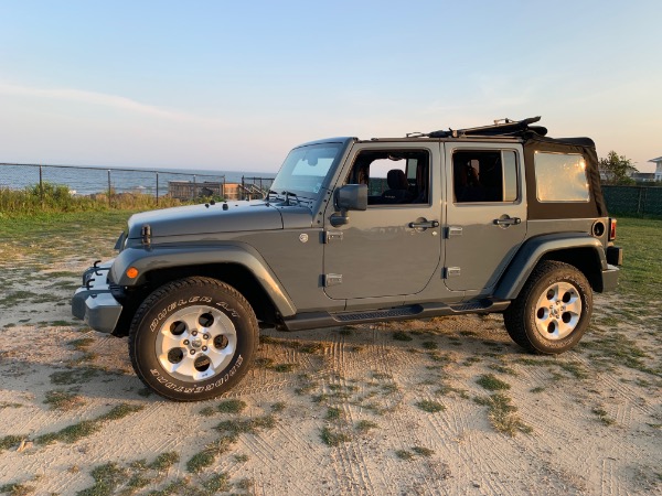 Used-2014-Jeep-Wrangler-Unlimited-Sahara
