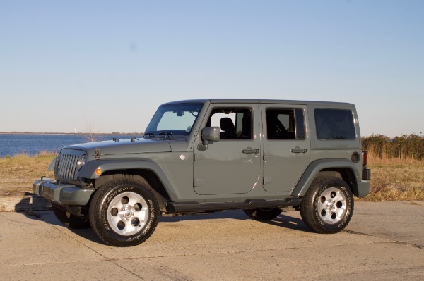 Used-2014-Jeep-Wrangler-Unlimited-Sahara