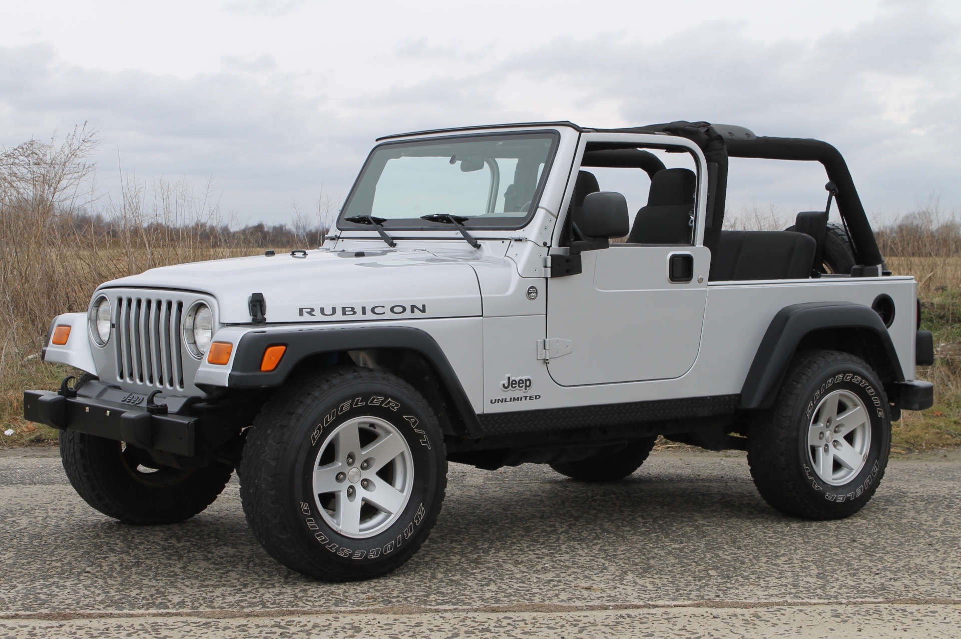 2006 jeep wrangler unlimited safari top