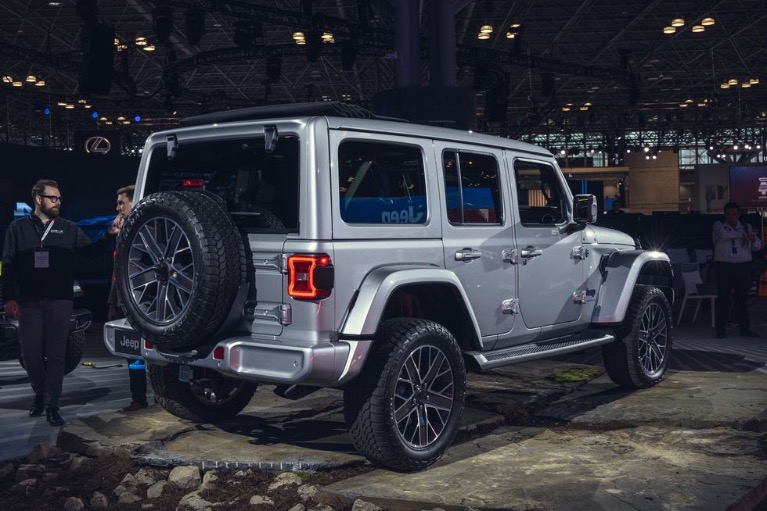 New-2024-Jeep-Wrangler