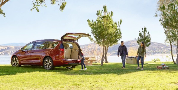New-2020-Chrysler-Pacifica