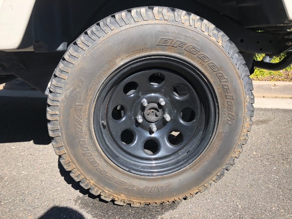 Used-2000-Jeep-Wrangler-Sahara
