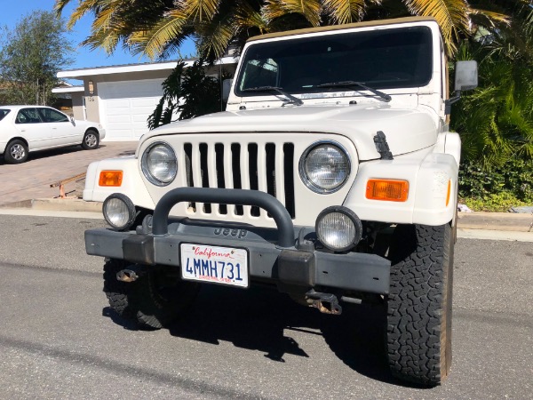 Used-2000-Jeep-Wrangler-Sahara