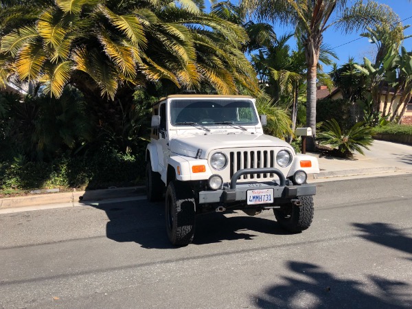 Used-2000-Jeep-Wrangler-Sahara