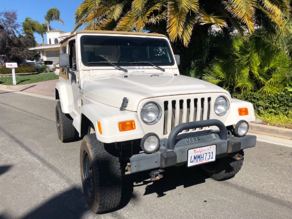 Used-2000-Jeep-Wrangler-Sahara