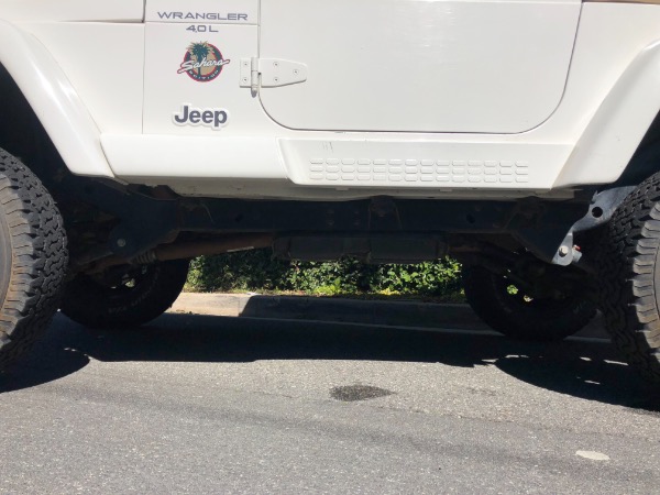 Used-2000-Jeep-Wrangler-Sahara