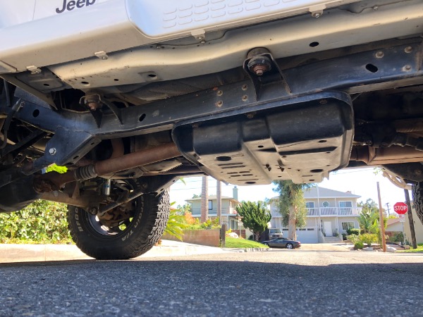 Used-2000-Jeep-Wrangler-Sahara
