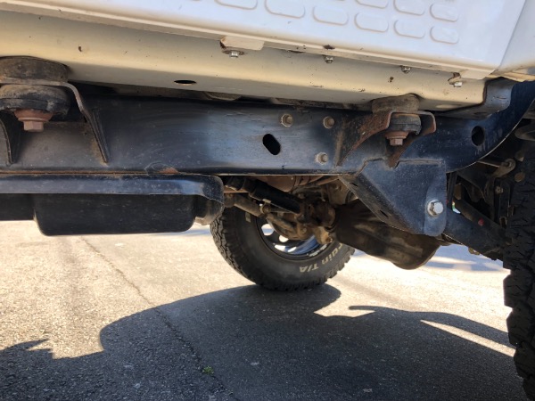 Used-2000-Jeep-Wrangler-Sahara