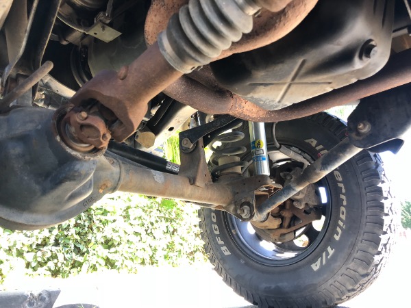 Used-2000-Jeep-Wrangler-Sahara