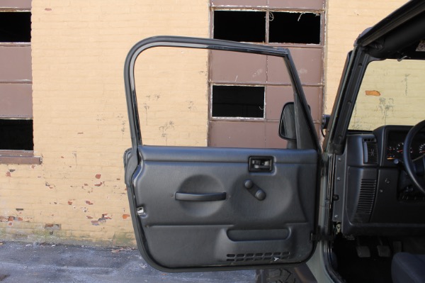 Used-2005-Jeep-Wrangler-SE