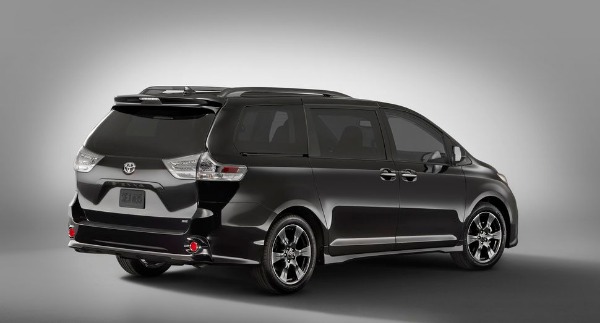 New-2019-Toyota-Sienna-xle