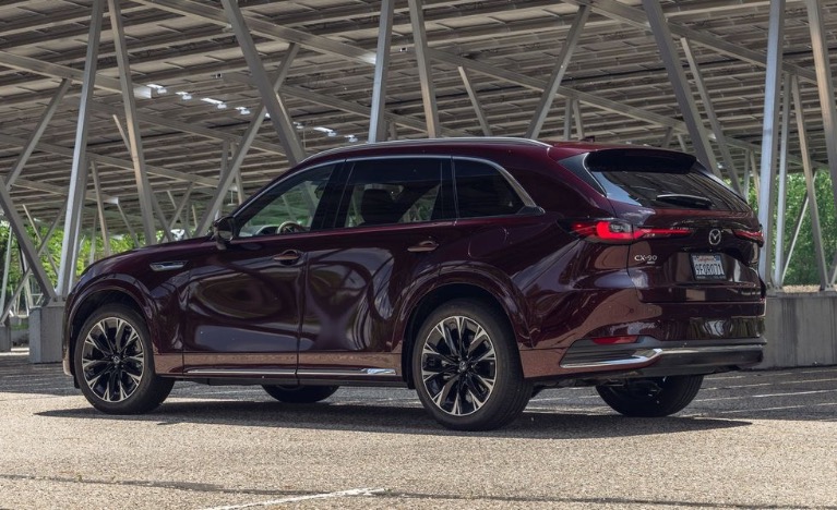 New-2024-Mazda-CX90