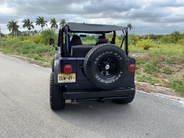 Used-1998-Jeep-Wrangler-Sport-Sport