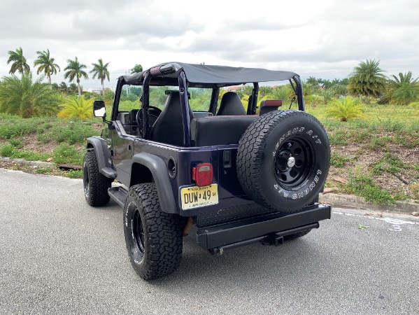 Used-1998-Jeep-Wrangler-Sport-Sport