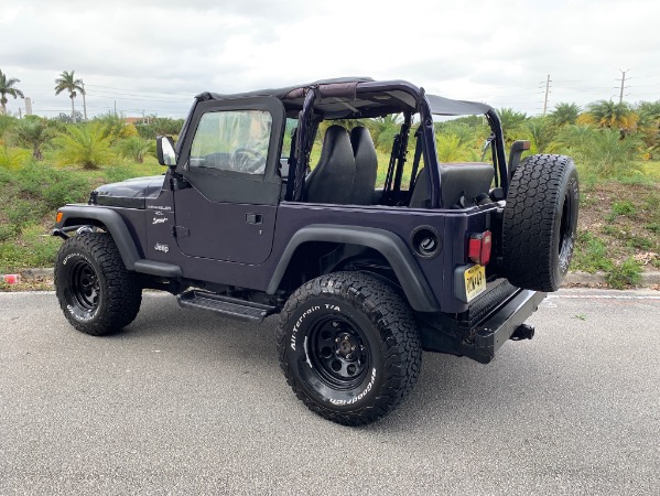 Used-1998-Jeep-Wrangler-Sport-Sport