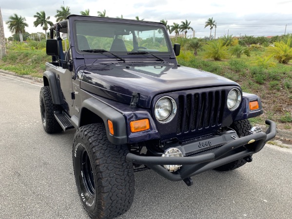 Used-1998-Jeep-Wrangler-Sport-Sport