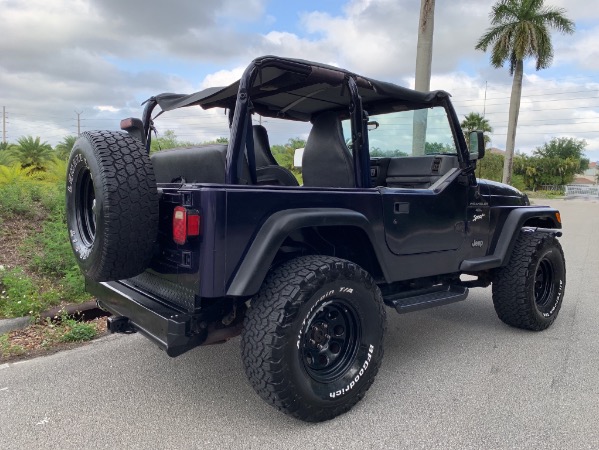 Used-1998-Jeep-Wrangler-Sport-Sport