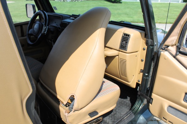 Used-1997-Jeep-Wrangler-Sport-Sport