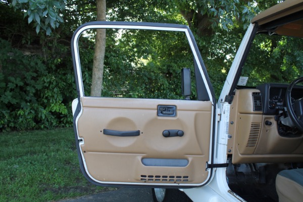 Used-1997-Jeep-Wrangler-Sahara-Sahara