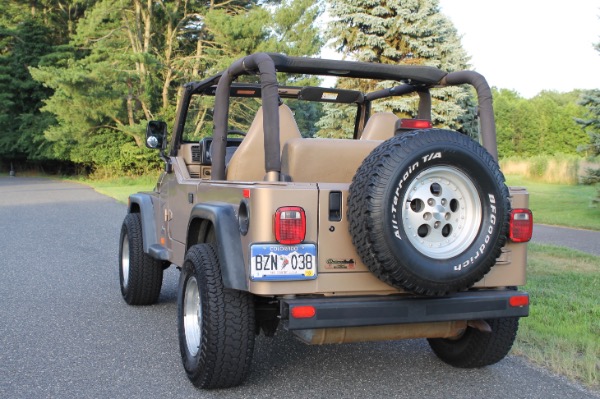 Used-1999-Jeep-Wrangler-Sport-Sport