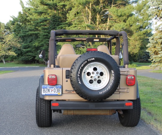 Used-1999-Jeep-Wrangler-Sport-Sport