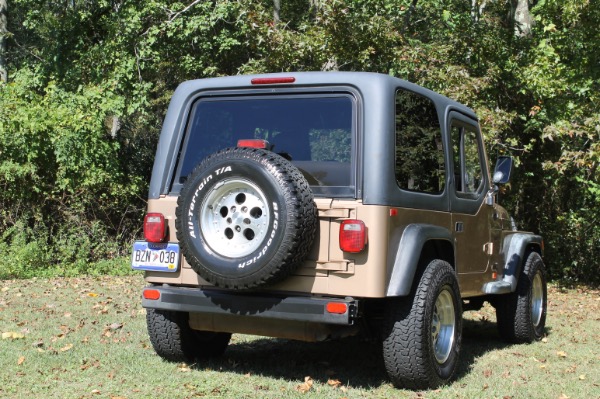 Used-1999-Jeep-Wrangler-Sport-Sport