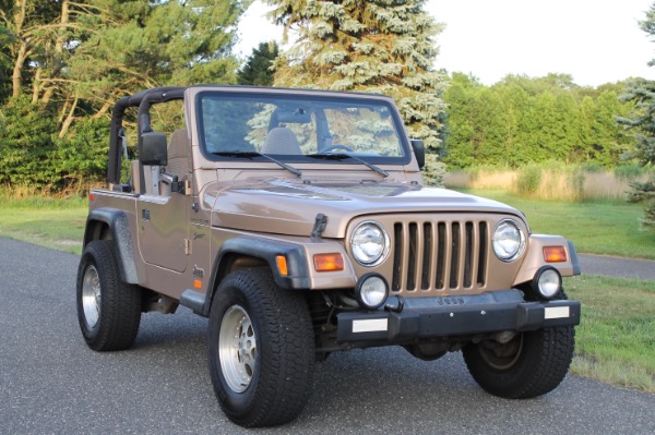 Used-1999-Jeep-Wrangler-Sport-Sport