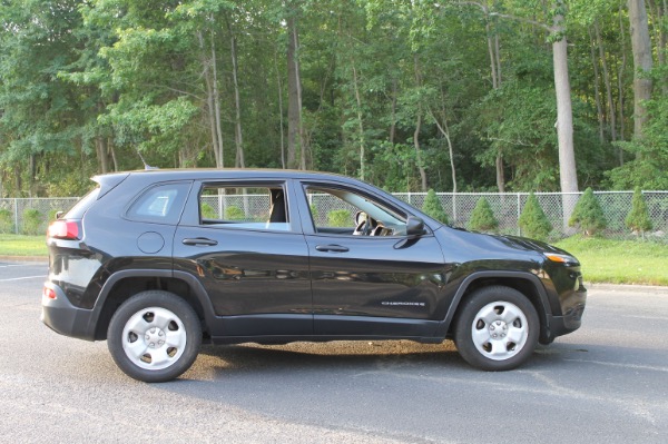 Used-2015-Jeep-Cherokee-Sport