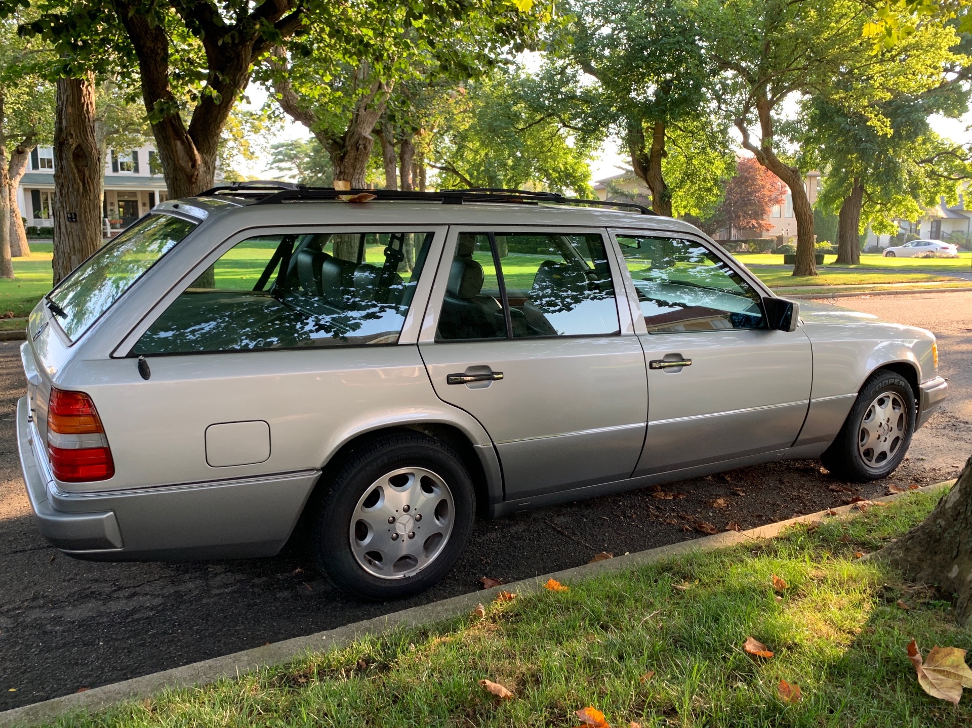 Used 1995 Mercedes-Benz E-Class E 320 For Sale ($6,900) | Legend