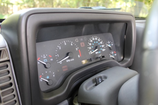 Used-1997-Jeep-Wrangler-Sport