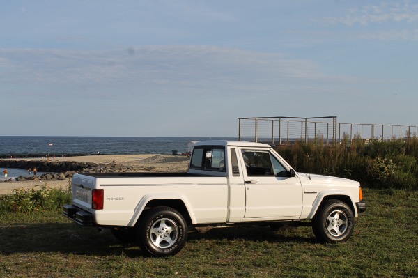 Used-1991-Jeep-Comanche-Pioneer