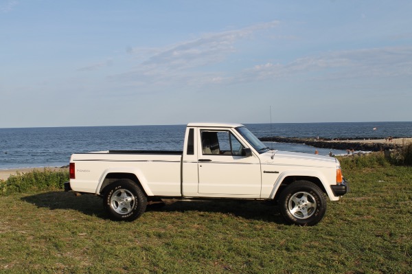 Used-1991-Jeep-Comanche-Pioneer