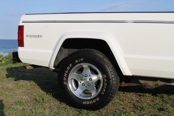 Used-1991-Jeep-Comanche-Pioneer