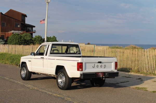 Used-1991-Jeep-Comanche-Pioneer