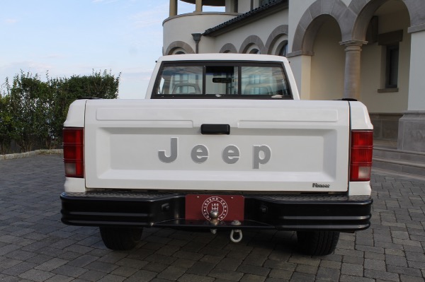 Used-1991-Jeep-Comanche-Pioneer