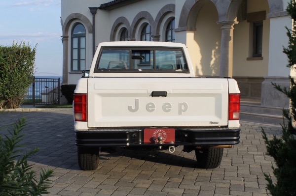 Used-1991-Jeep-Comanche-Pioneer