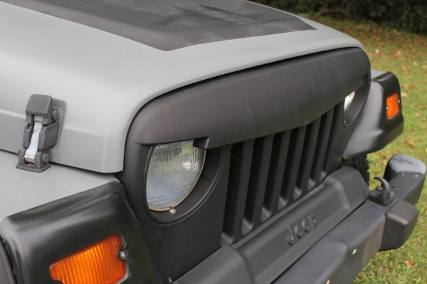 Used-1998-Jeep-Wrangler-Sahara