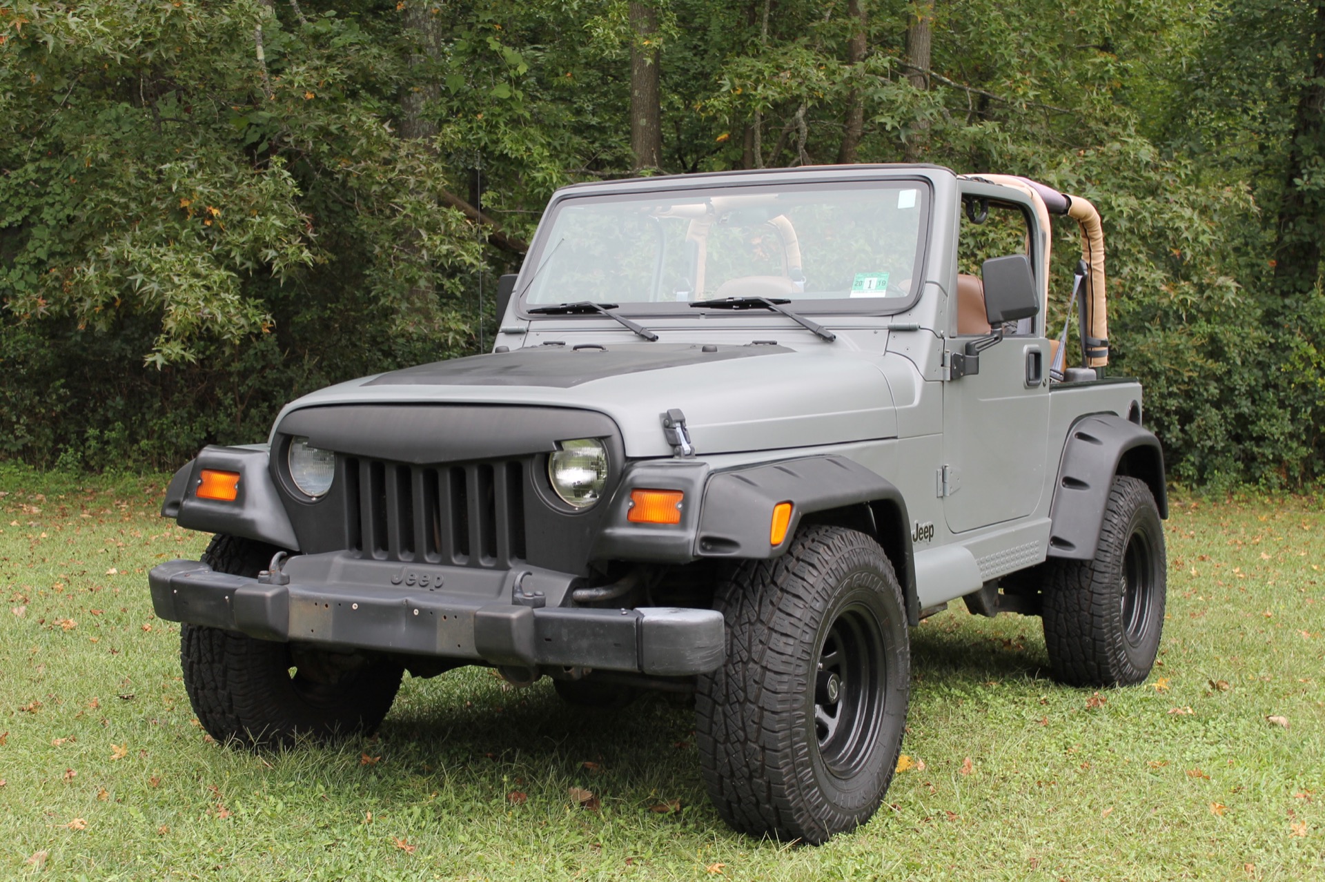 Used 1998 Jeep Wrangler Sahara For Sale ($8,900) | Legend Leasing Stock  #6880