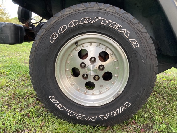 Used-1997-Jeep-Wrangler-Sport-Sport