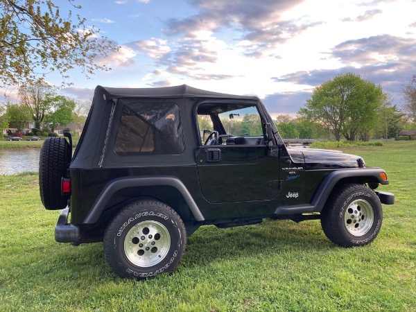Used-1997-Jeep-Wrangler-Sport-Sport