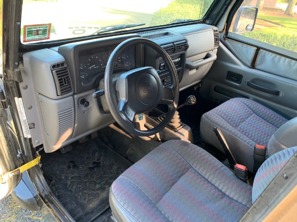 Used-1997-Jeep-Wrangler-SE