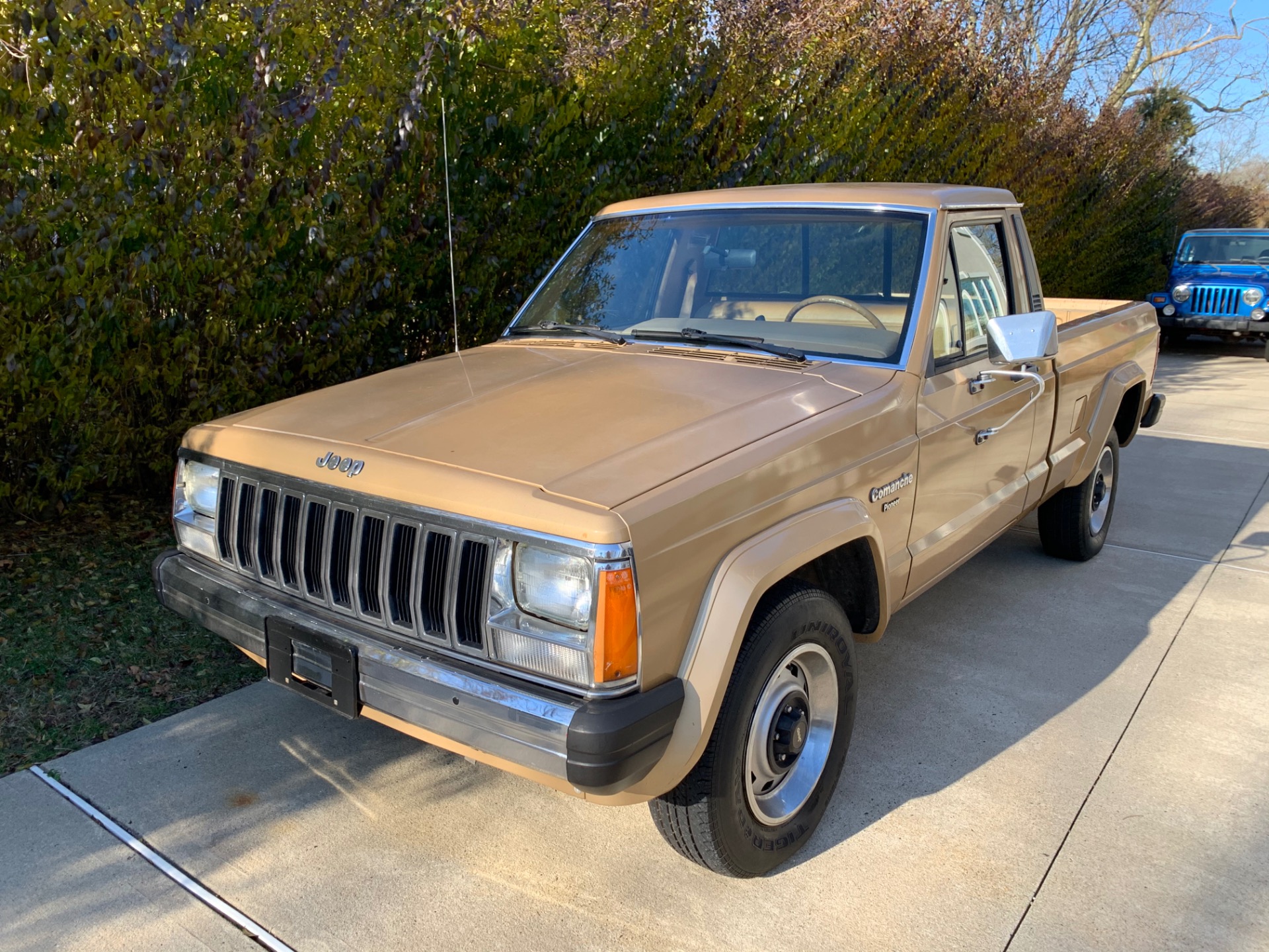 jeep comanche jeep comanche