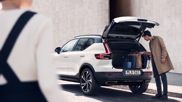 New-2021-Volvo-XC40