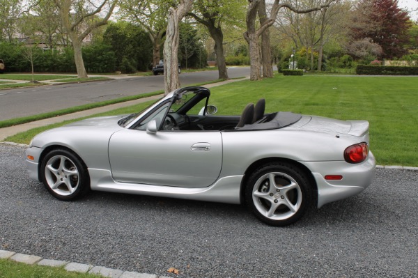 Used-2003-Mazda-MX-5-Miata-SE