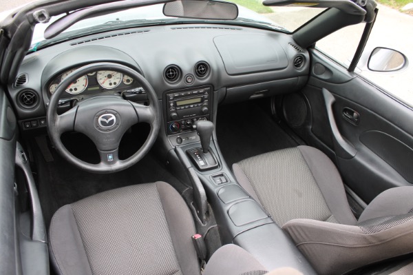 Used-2003-Mazda-MX-5-Miata-SE