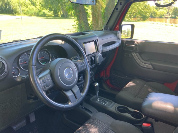 Used-2012-Jeep-Wrangler-Unlimited-Sport